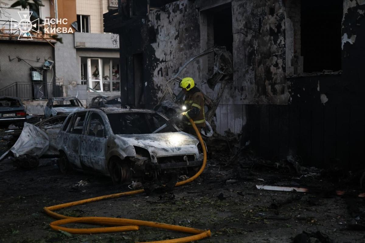 Наслідки удару балістичними ракетами по Києву 19 липня 2026 року: пожежі у Шевченківському, Солом'янському та Деснянському