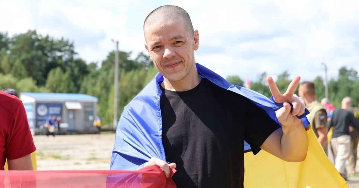 Звільнені з російського полону українські військові після обміну 19 серпня 2026 року