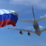 Літаки на злітній смузі та пасажири в терміналі московського аеропорту під час авіаколапсу